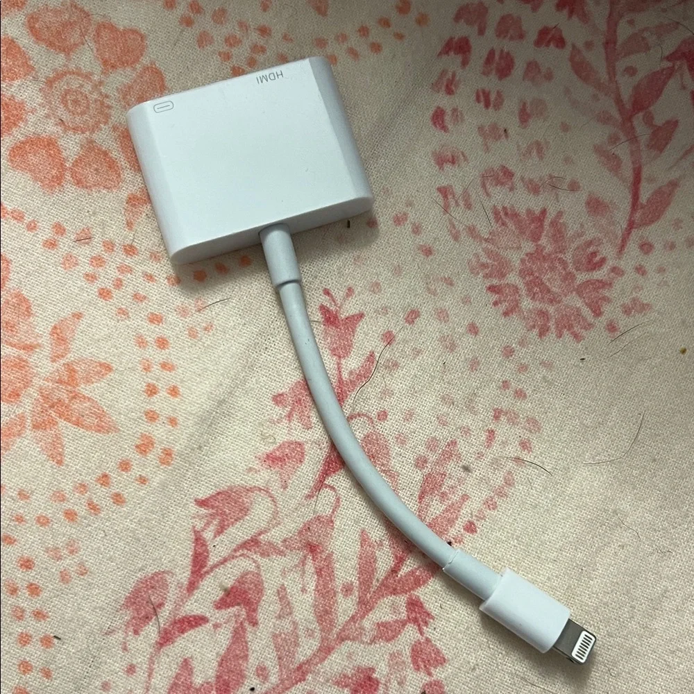 White Lightning to HDMI Adapter